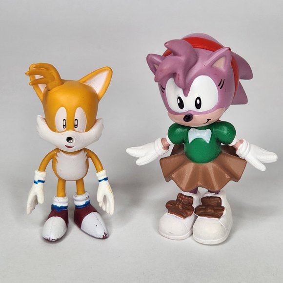 Sega Tails and Amy Rose Figures - Picture 1 of 4